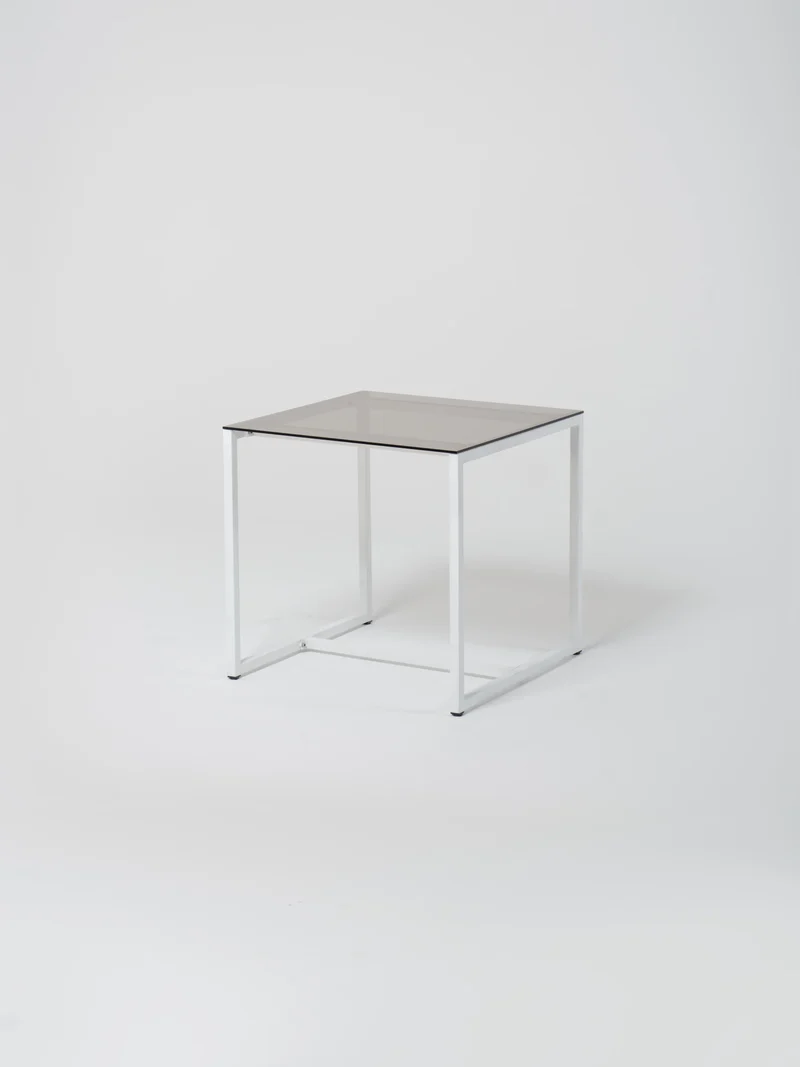 Table 22 / Square / White / Amber Glass