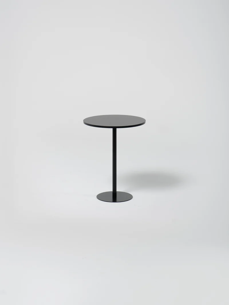 Table / Round / Black