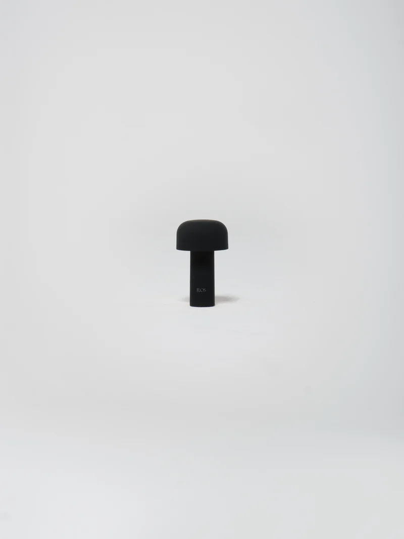 Bellhop Table Lamp / Black