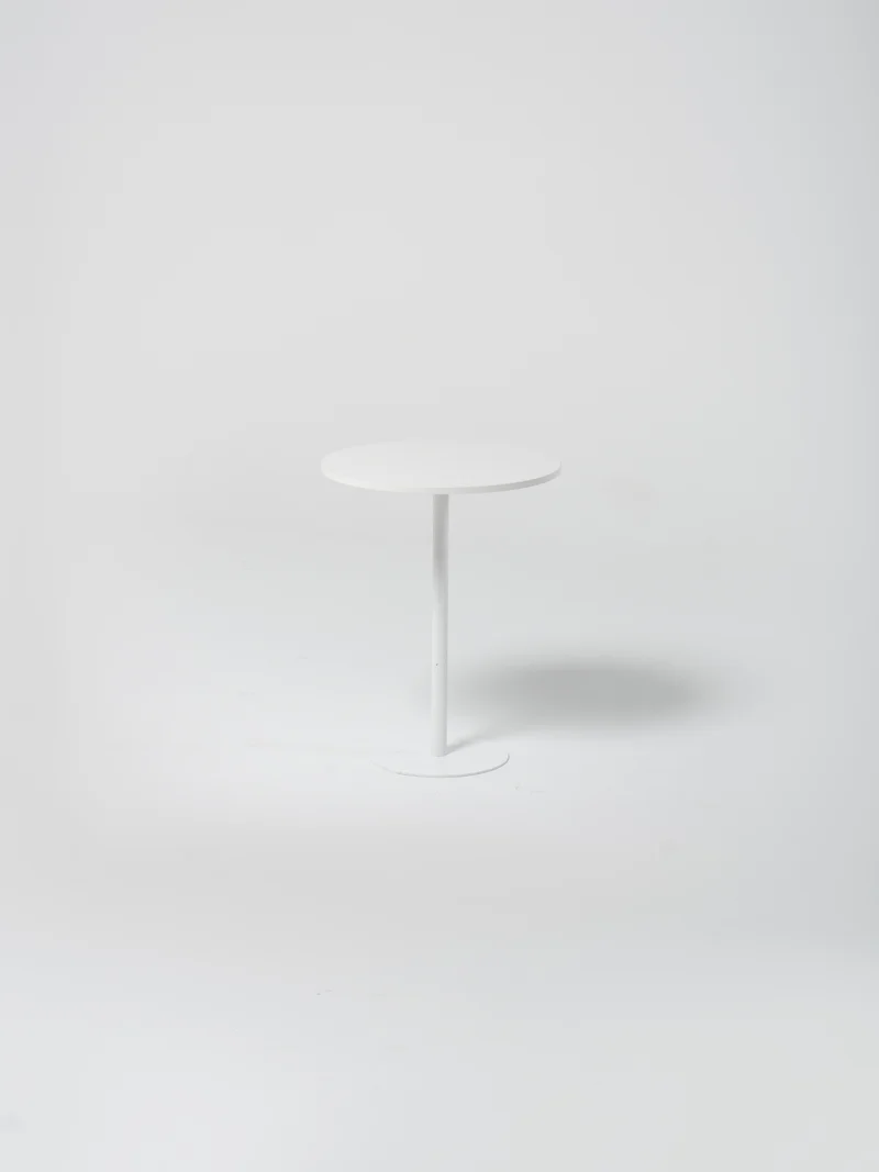 Table / Round / White