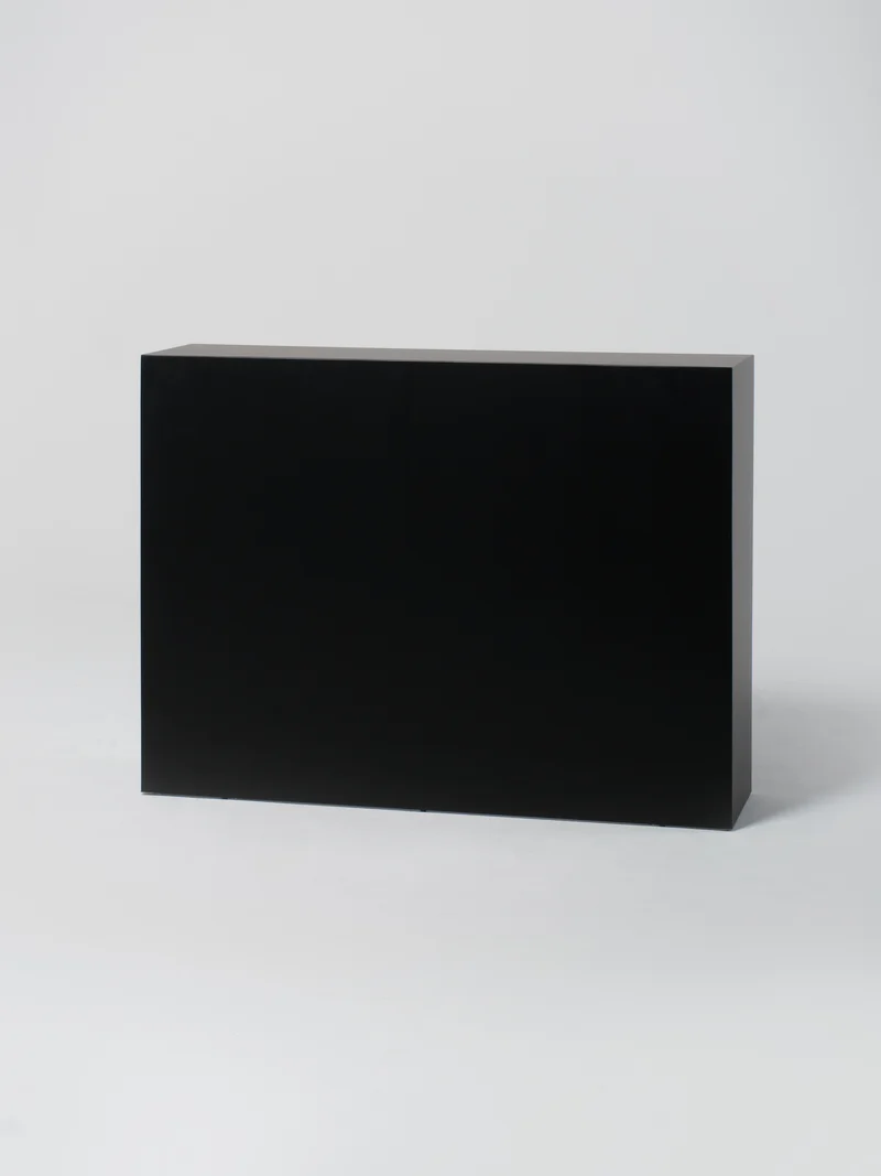 Front Desk / Black / Rectangle