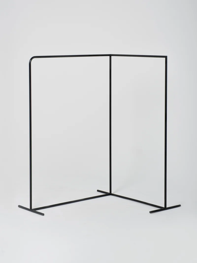 Corner Rail / Black | Left