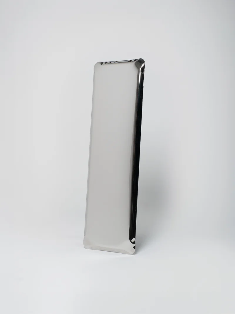 Q Mirror