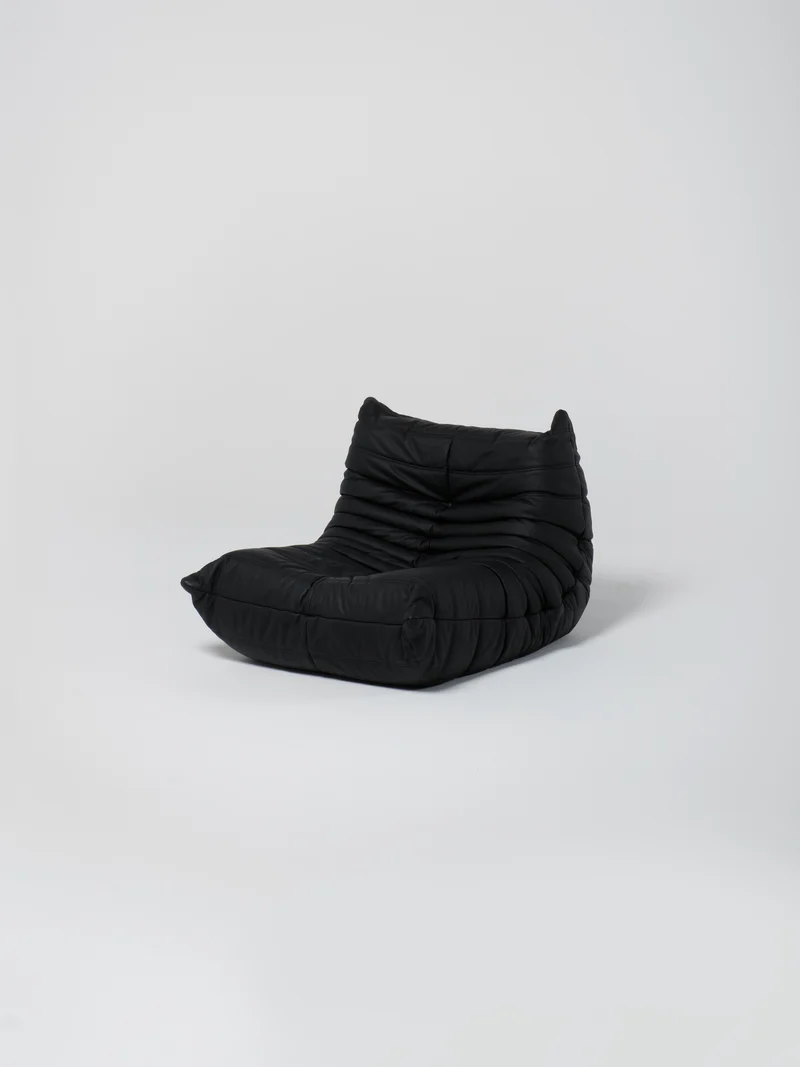 Togo Armchair / Black