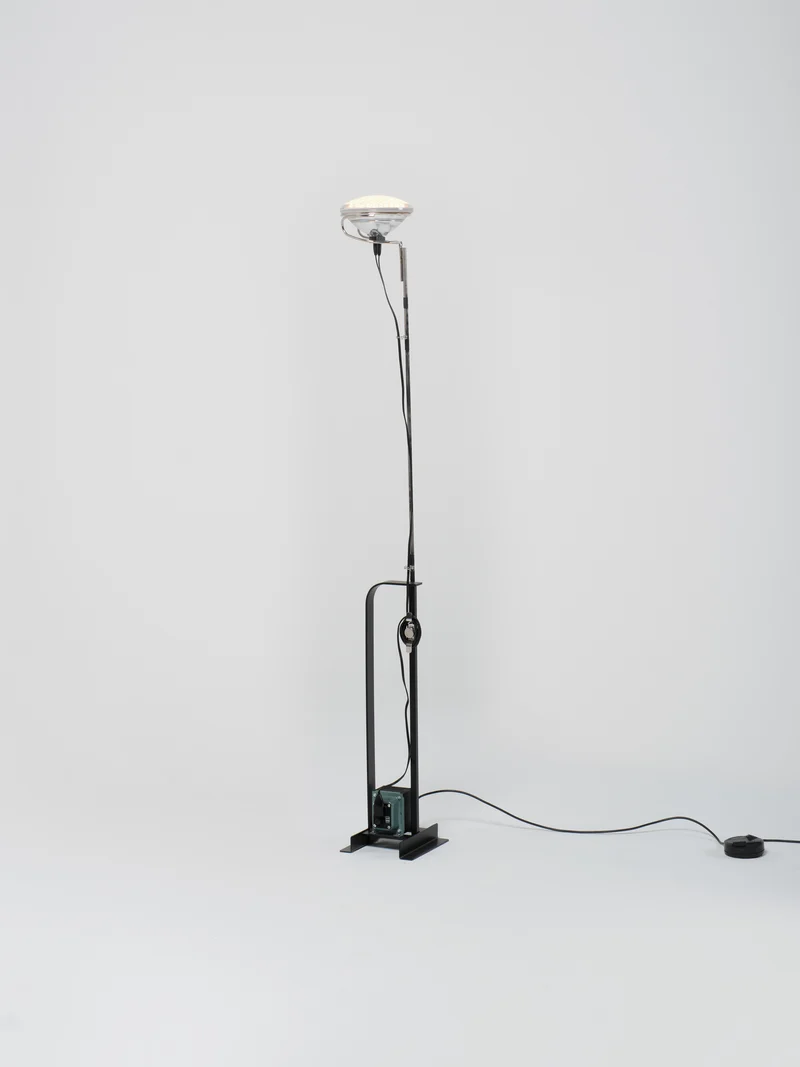 Toio Floor Lamp