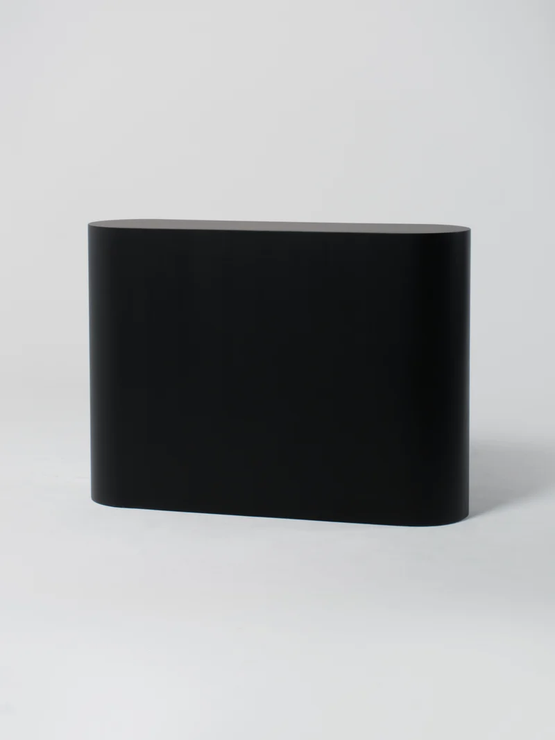 Front Desk / Black / Rounded
