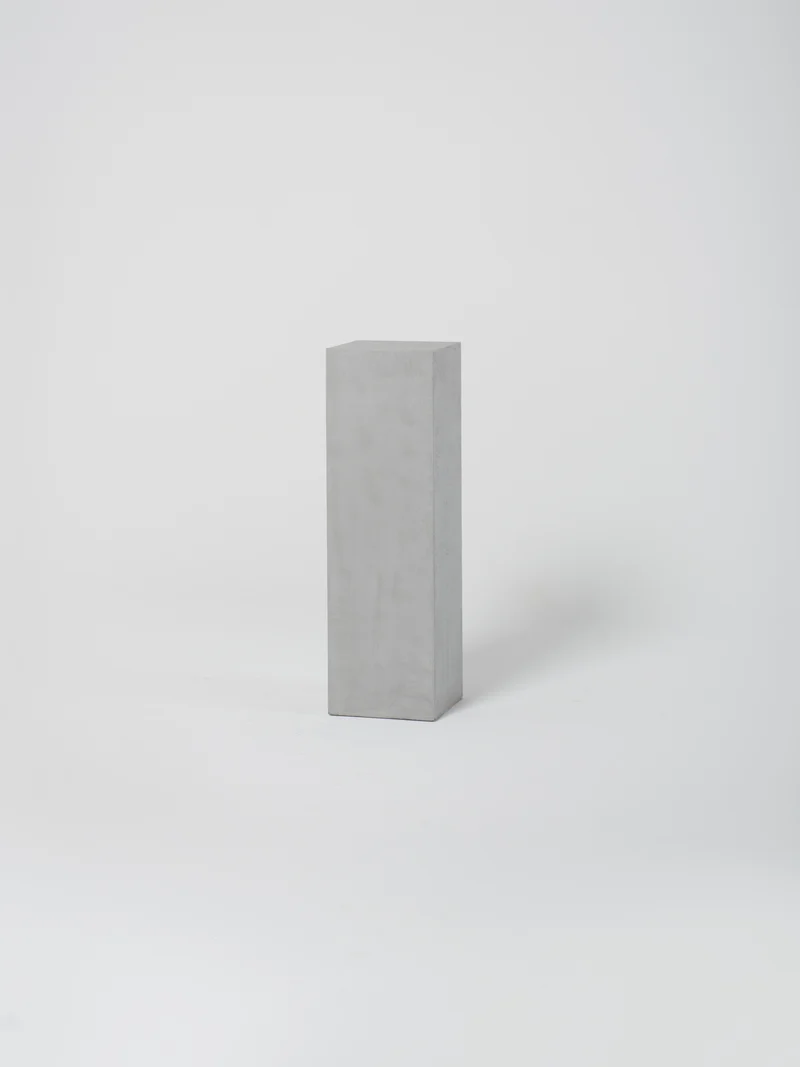 Cube 1 / 30cm x 100cm / Concrete
