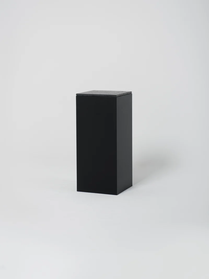 Cube 4 / 45cm x 100cm / Black / Anthracite concrete