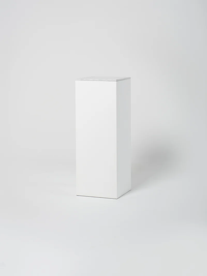 Cube 6 / 45cm x 120cm / White / Bianco Carrara