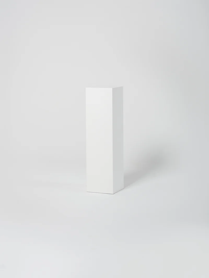 Cube 2 / 30cm x 110cm / White