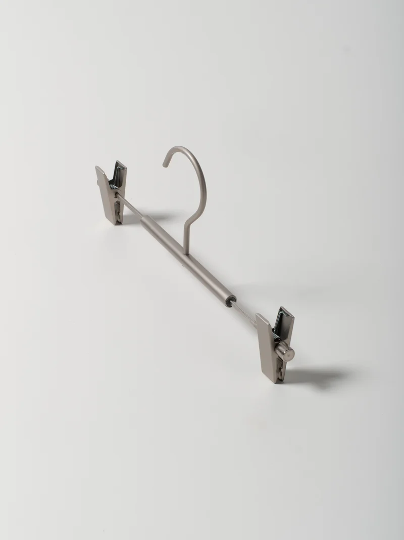 Hanger / Bottom | Metal | 50pcs
