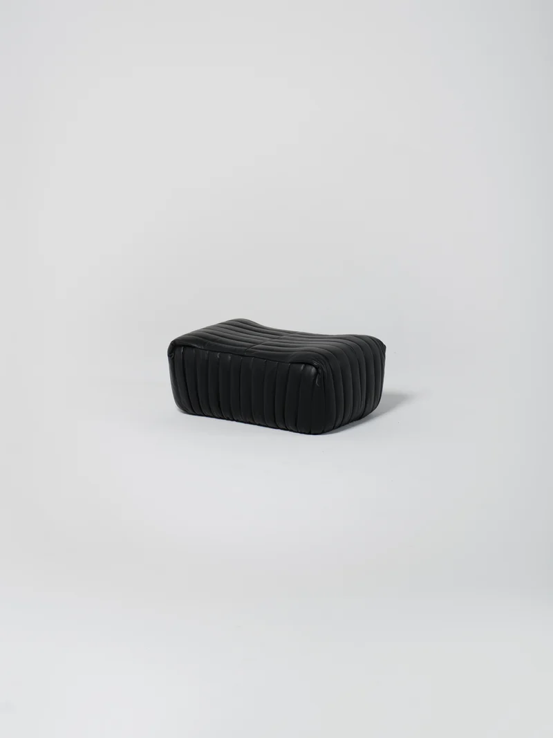 Sandra Pouf / Black