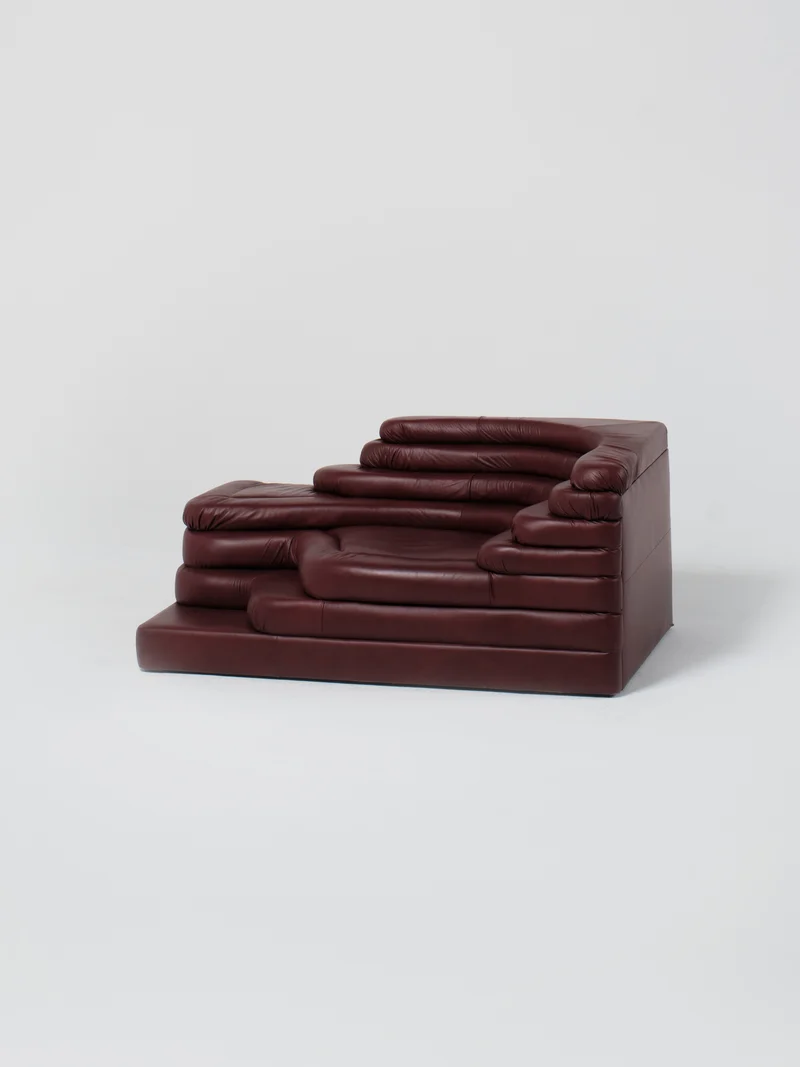 Terrazza Sofa / Burgundy | Right