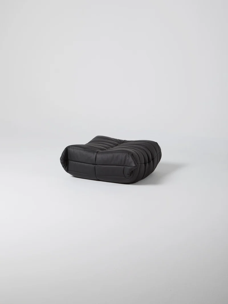 Togo Pouf / Black