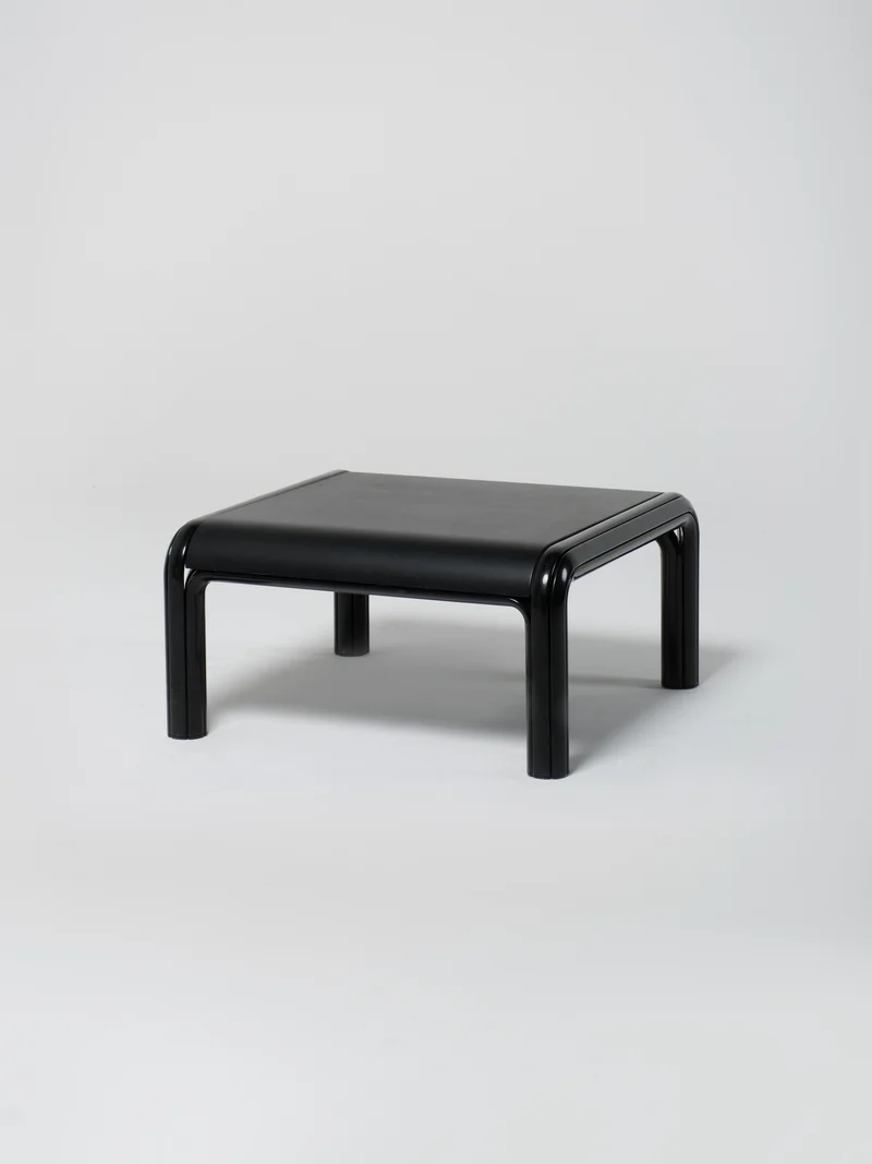 Aulenti Coffee Table / Black
