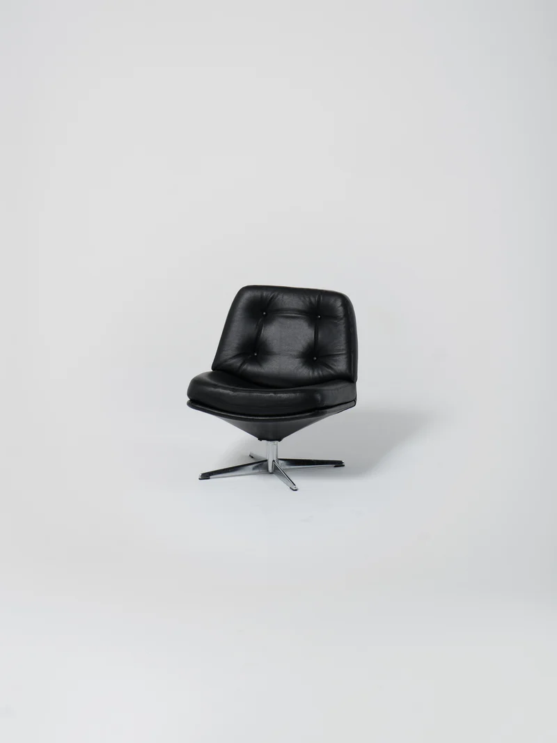 Mila Chair