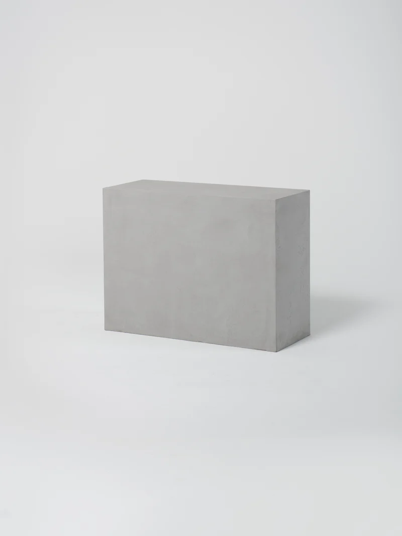 Cube 10 / 100x40x75cm / Concrete