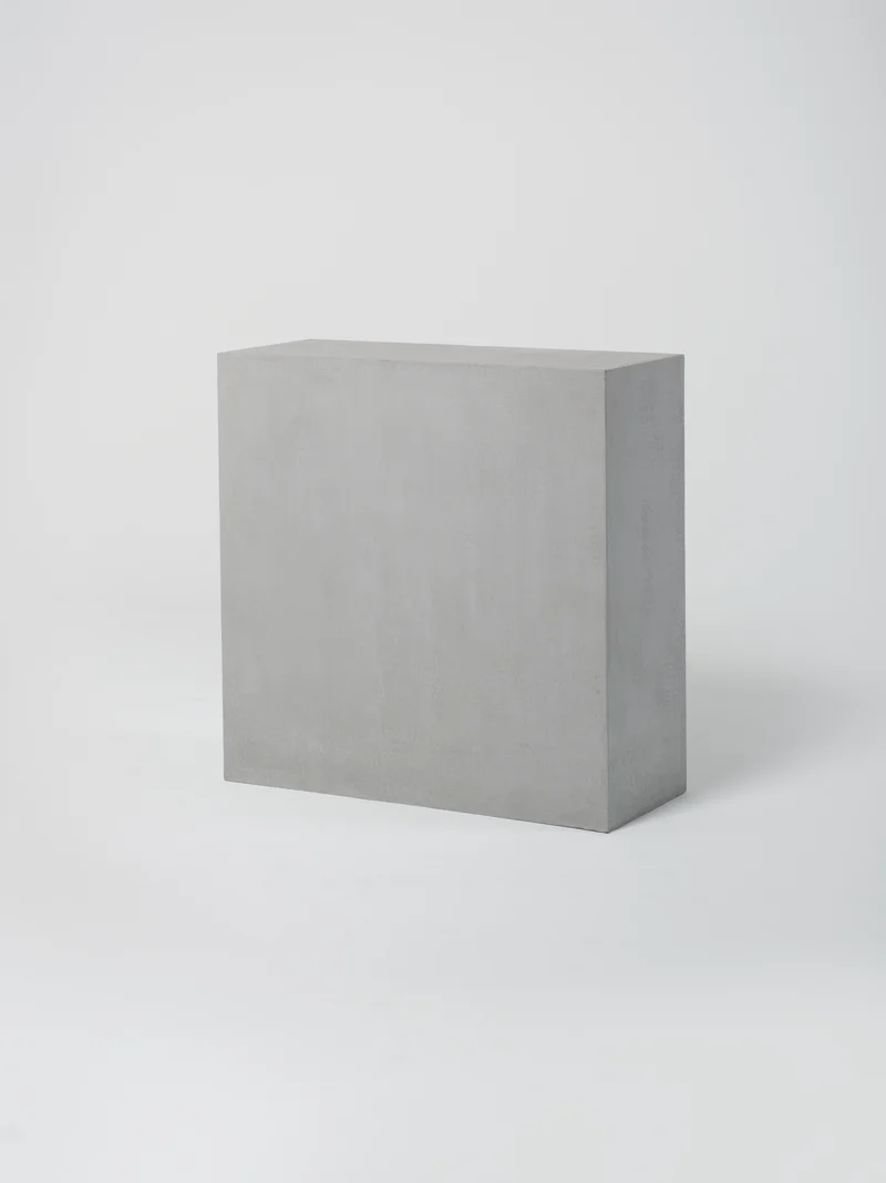 Cube 9 / 100x40x100cm / Concrete
