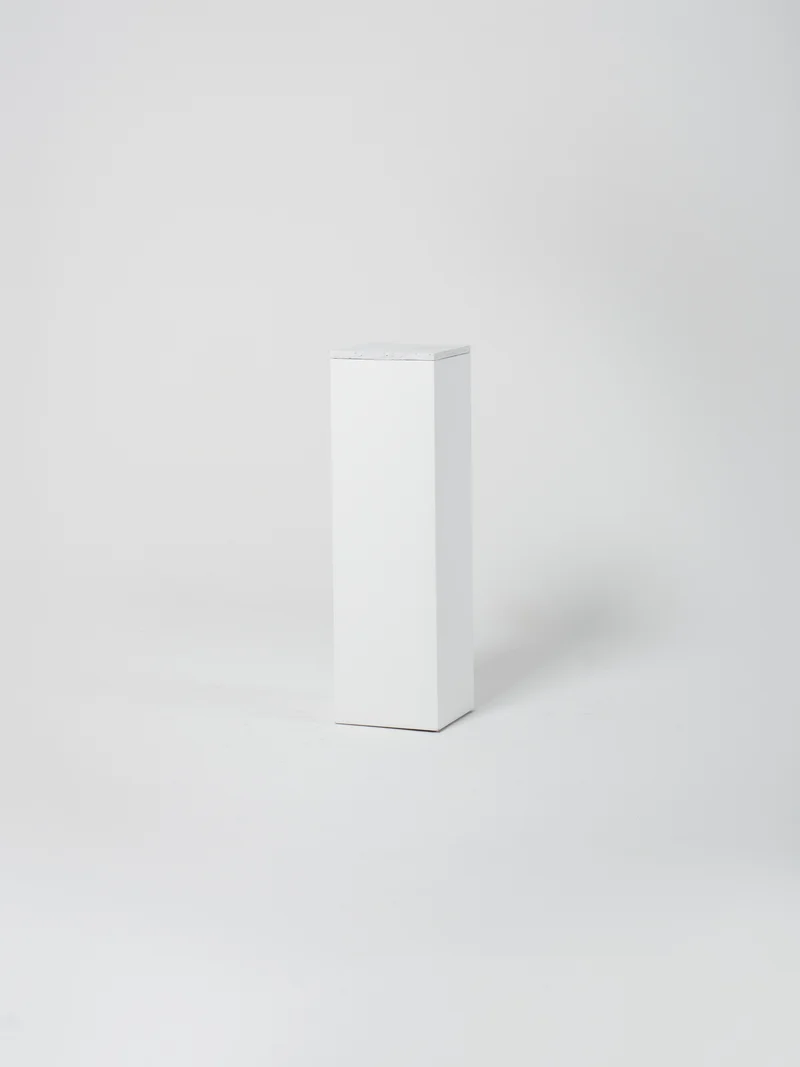 Cube 1 / 30cm x 100cm / White / White Concrete