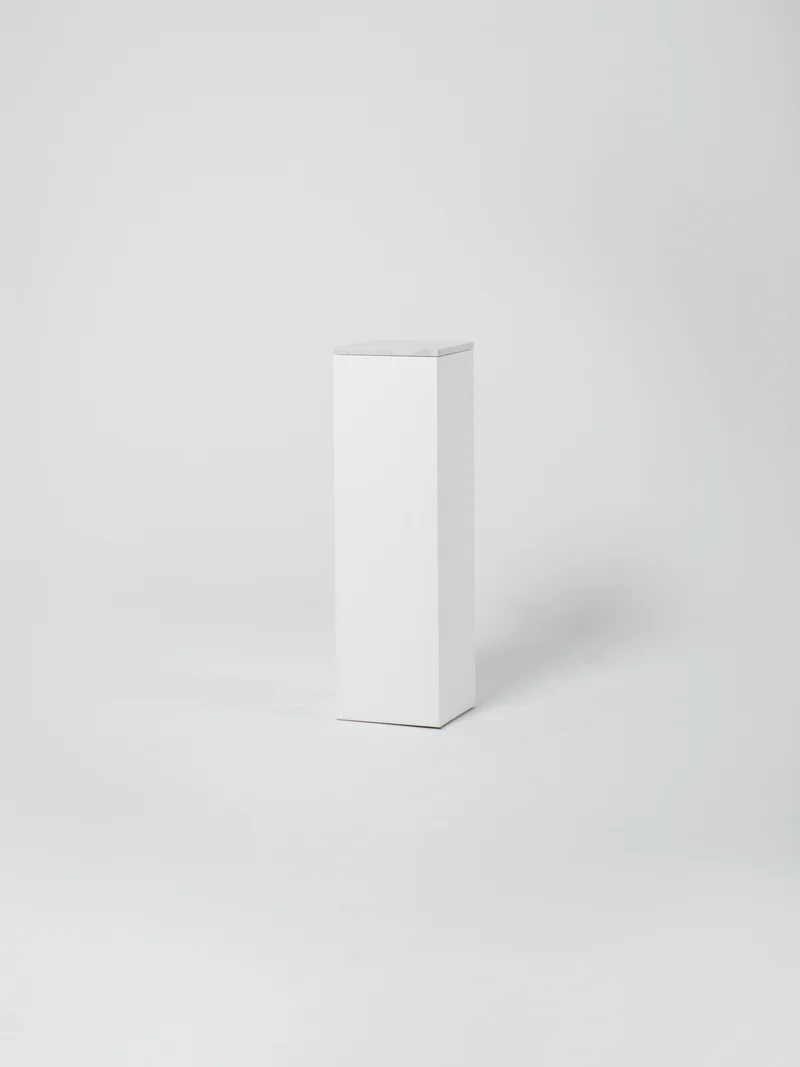 Cube 1 / 30cm x 100cm / White / Bianco Carrara