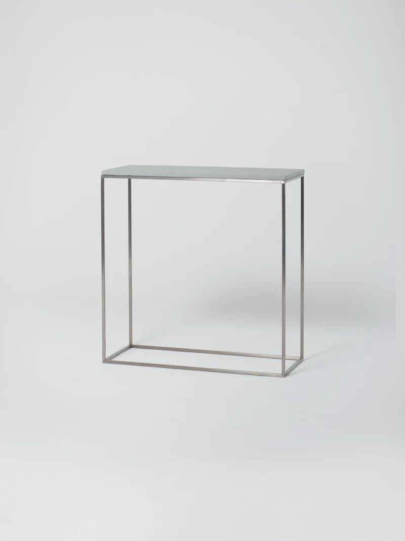 Console 7 / 100cm x 40cm | Stainless Steel | Architectural Concrete