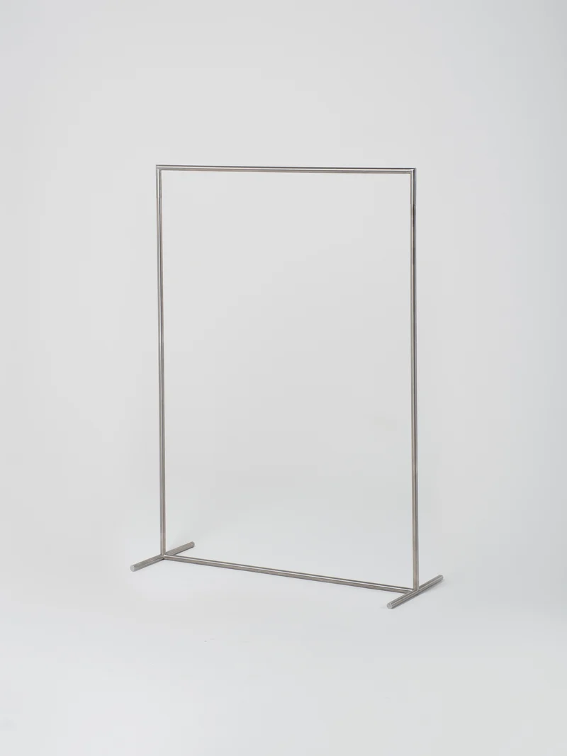 Rail 15 / Round | 130cm x H180cm | Stainless Steel
