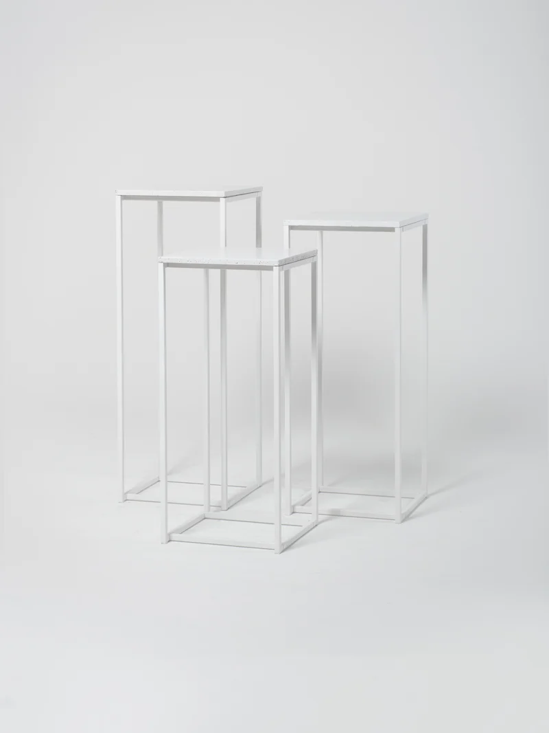 Podium Set 8 / 45cm Square / White Concrete