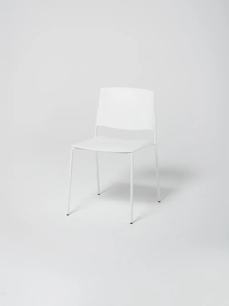 Chair 1 / White