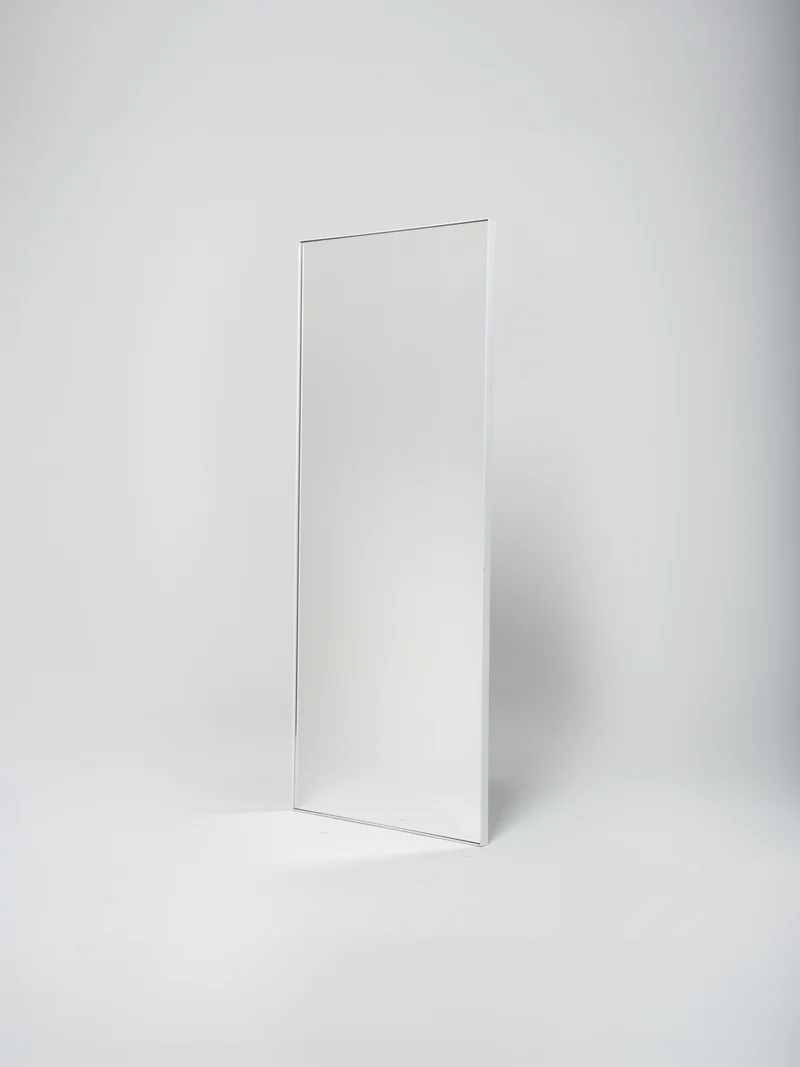 Mirror / Leaning | White