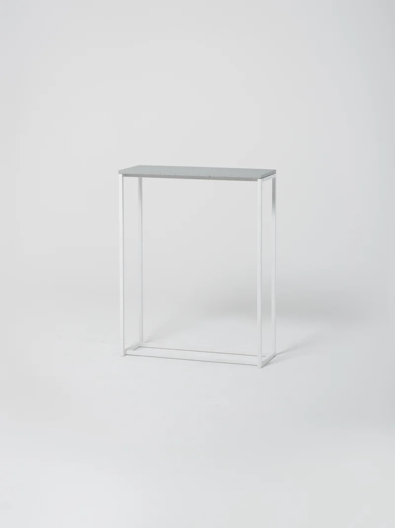 Console 5 / 80cm x 30cm / Architectural Concrete