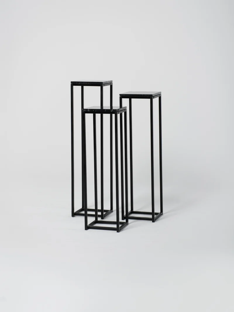 Podium Set 4 / 30cm Square / Nero Marquina