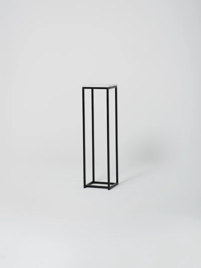 Podium 2 / 30cm Square / Bianco Carrara