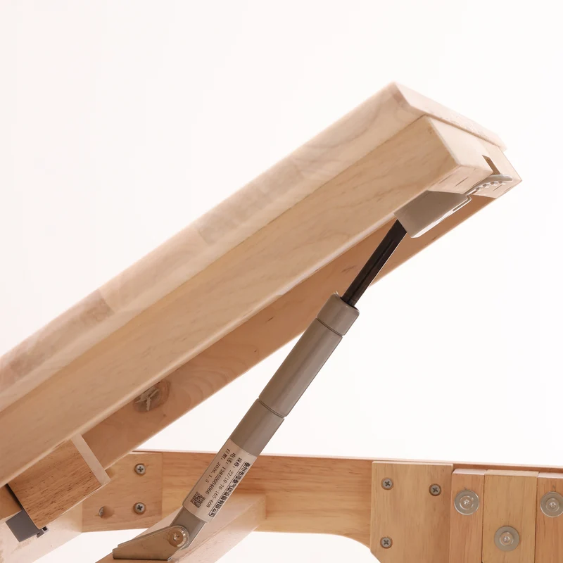 Bureau évolutif réglable en hauteur en bois massif, plateau inclinable 0–43° pour enfant SHELFFLOW