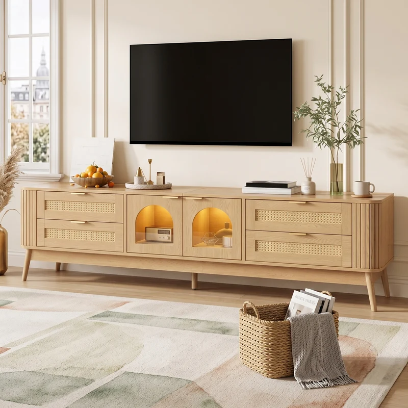 Meuble TV effet bois avec LED, 4 tiroirs en rotin et portes en verre courbé, pieds en bois massif MODERNCHROMELINE