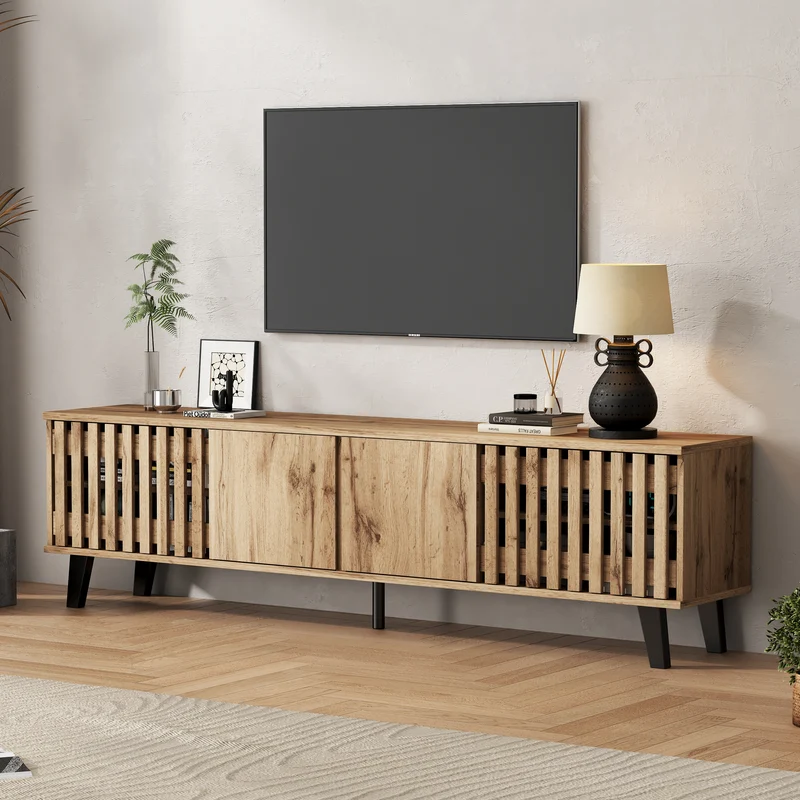 Meuble TV effet bois naturel design latté 4 portes 8 compartiments 180x40x55cm RIFTSYLTHYNOR