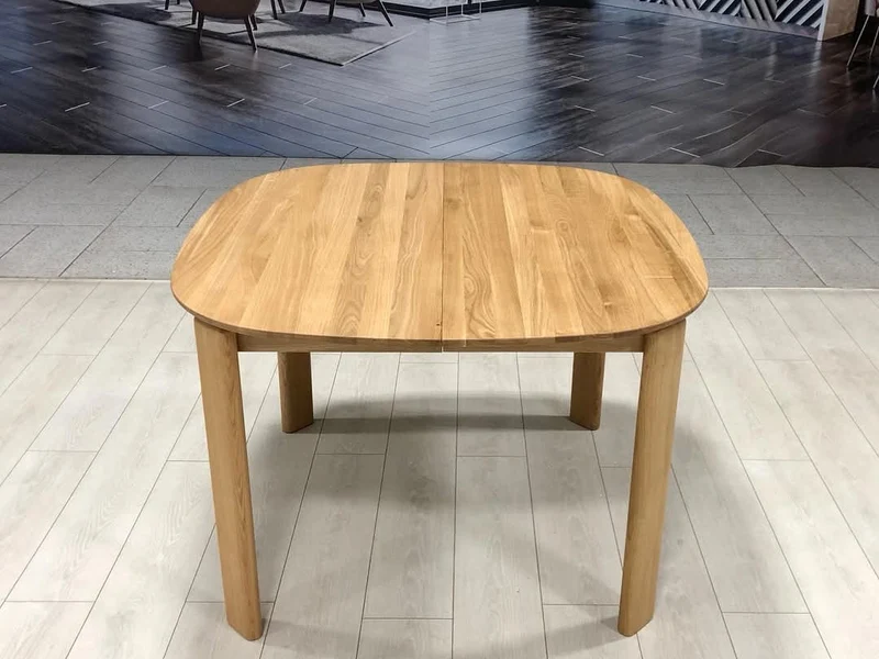 Table de salle à manger ronde à rallonges en chêne massif « Victoria » | NordicStory