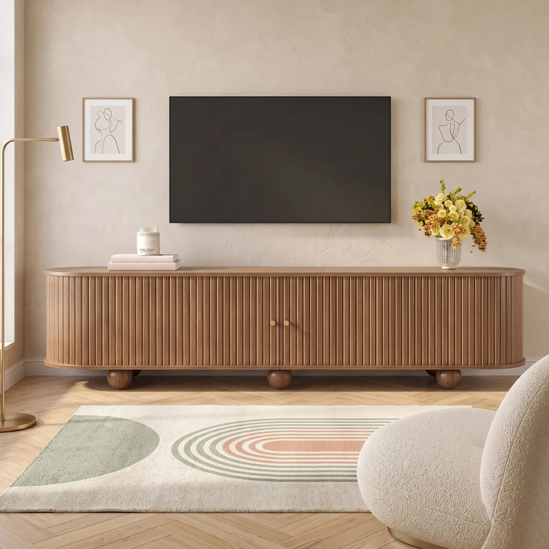 Meuble TV ovale effet bois clair 4 portes au design ondulé 3D, accents dorés et pieds boules FLOATING BASKET