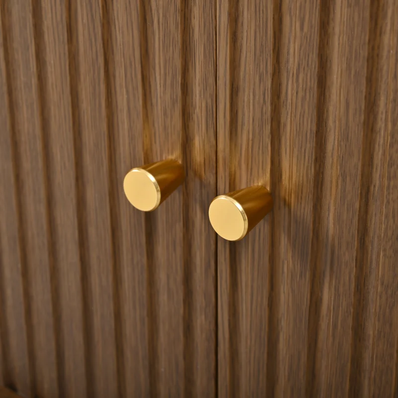 Meuble TV ovale effet bois clair 4 portes au design ondulé 3D, accents dorés et pieds boules FLOATING BASKET