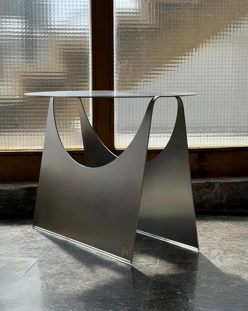 TABLE BASSE 'MARU'