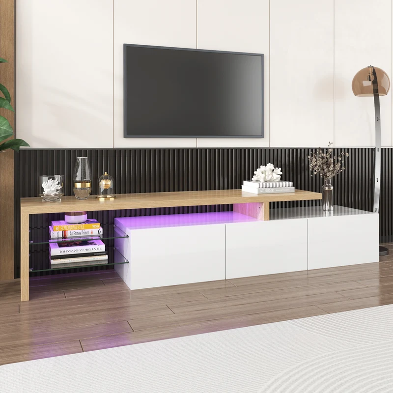 Design de meuble TV moderne blanc brillant aspect bois éclairage LED avec 3 portes battantes et étagères en verre rangement VROKEL