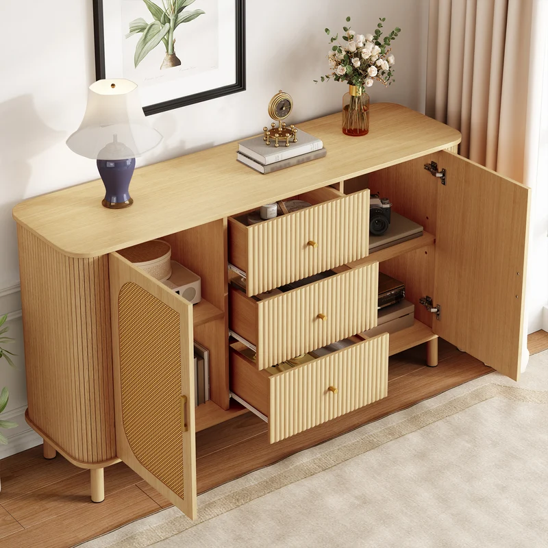 Buffet effet bois naturel style bohème cannelées et rotin, détails dorés 140x40x80cm RIFTVYNRAK