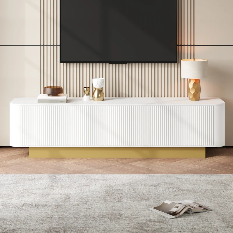 Meuble TV contemporain blanc aux finitions cannelées 3 portes battantes 170x40,5x47 cm CASCADEKAEL