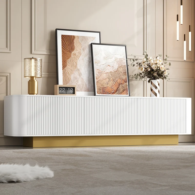 Meuble TV contemporain blanc aux finitions cannelées 3 portes battantes 170x40,5x47 cm CASCADEKAEL