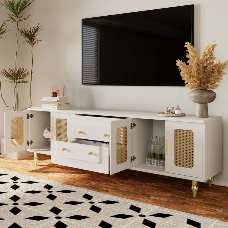 Meuble TV élégant avec portes en rotin et détails dorés DHUPHIEDS