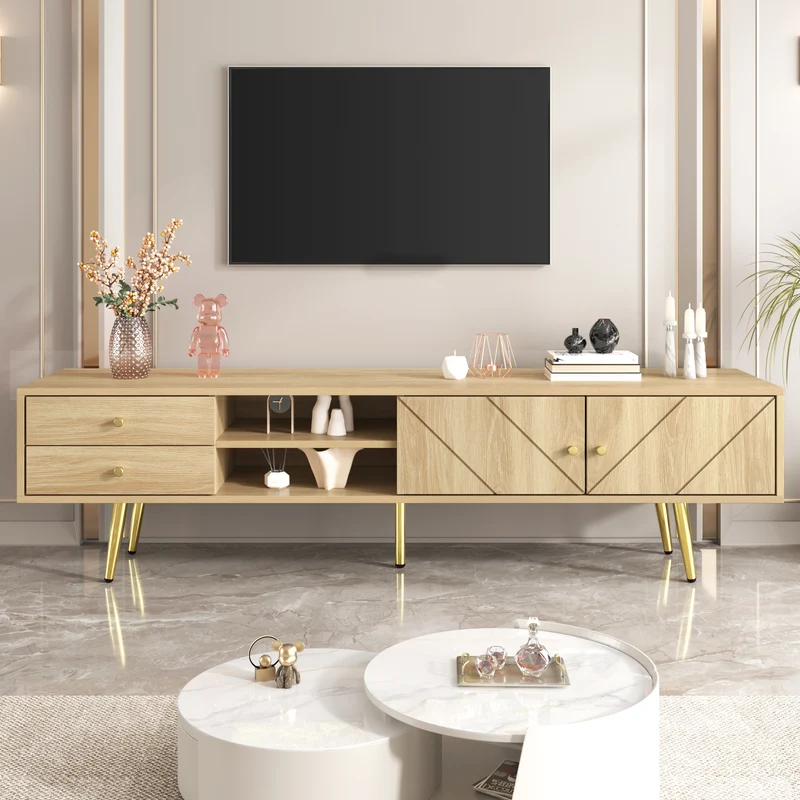 Meuble TV effet bois naturel portes rainurés, et accents dorés HUMUX