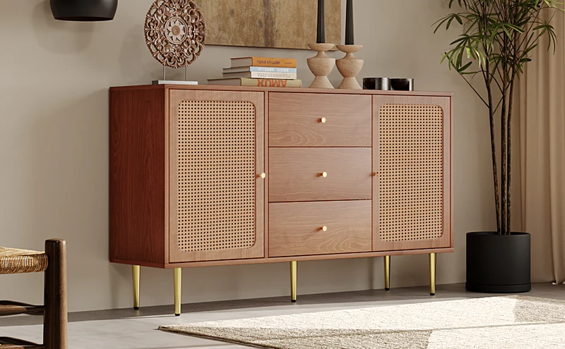 Buffet effet bois noyer avec 2 portes et 3 tiroirs en rotin pieds et poignées dorées 150*90*40cm URNO