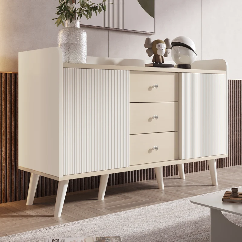 Buffet blanc ondulé avec 3 tiroirs 2 portes coulissantes et pieds en bois massif GLAND