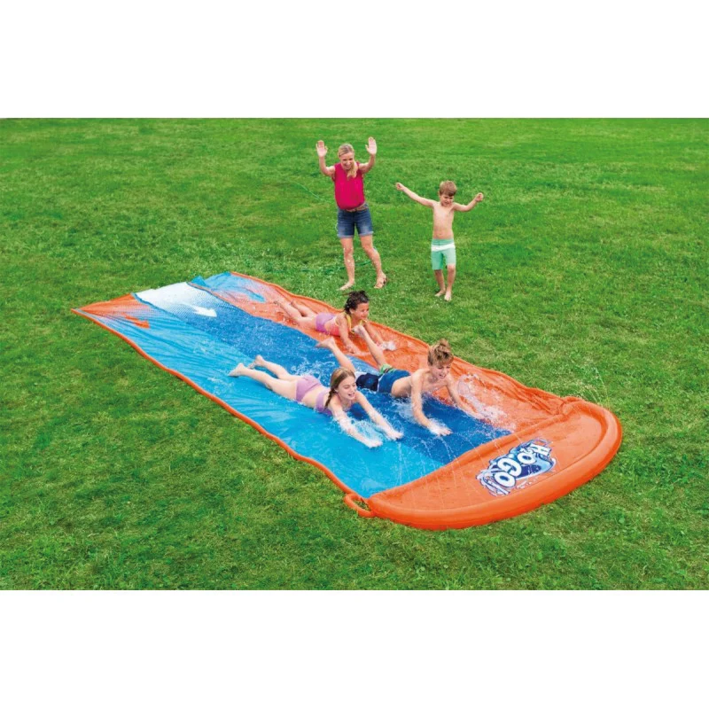 Triple toboggan avec spray