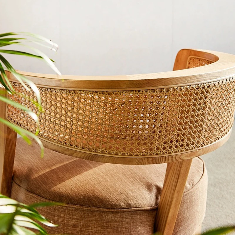 Contemporary Retro Ash Wood Frame Cotton & Linen Upholstery Rattan Weaving Arc Back Accent Chair For Living Room