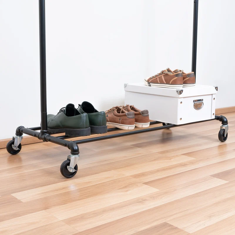 Tatkraft Drago – Portant à vêtements solide sur roulettes, 2 tringles, capacité 110 kg, étagère à chaussures, métal noir